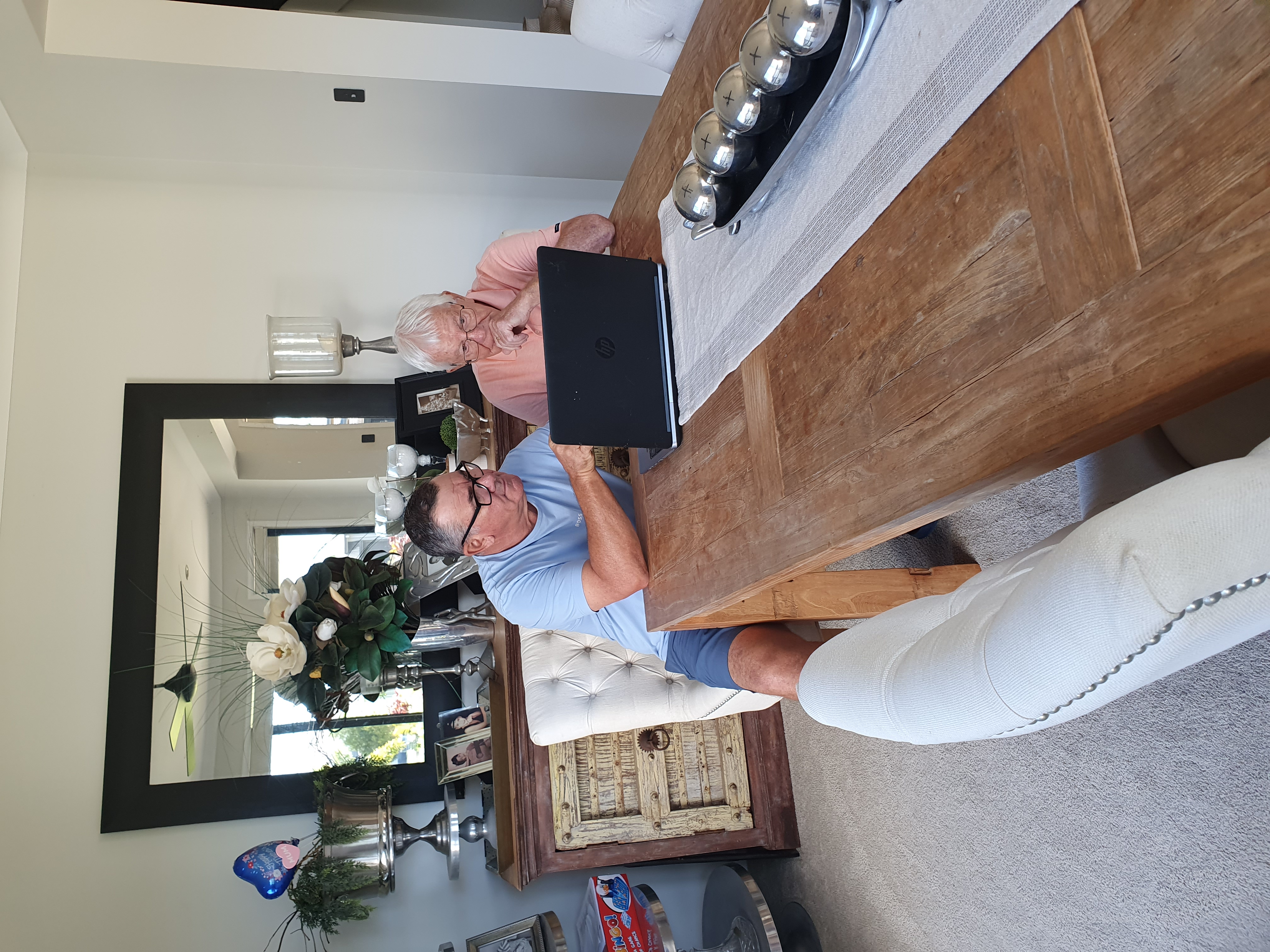 Mitch from Mister IT helping a customer